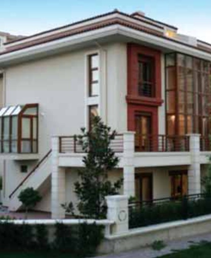 Contemporary Luxury Villa Architecture
